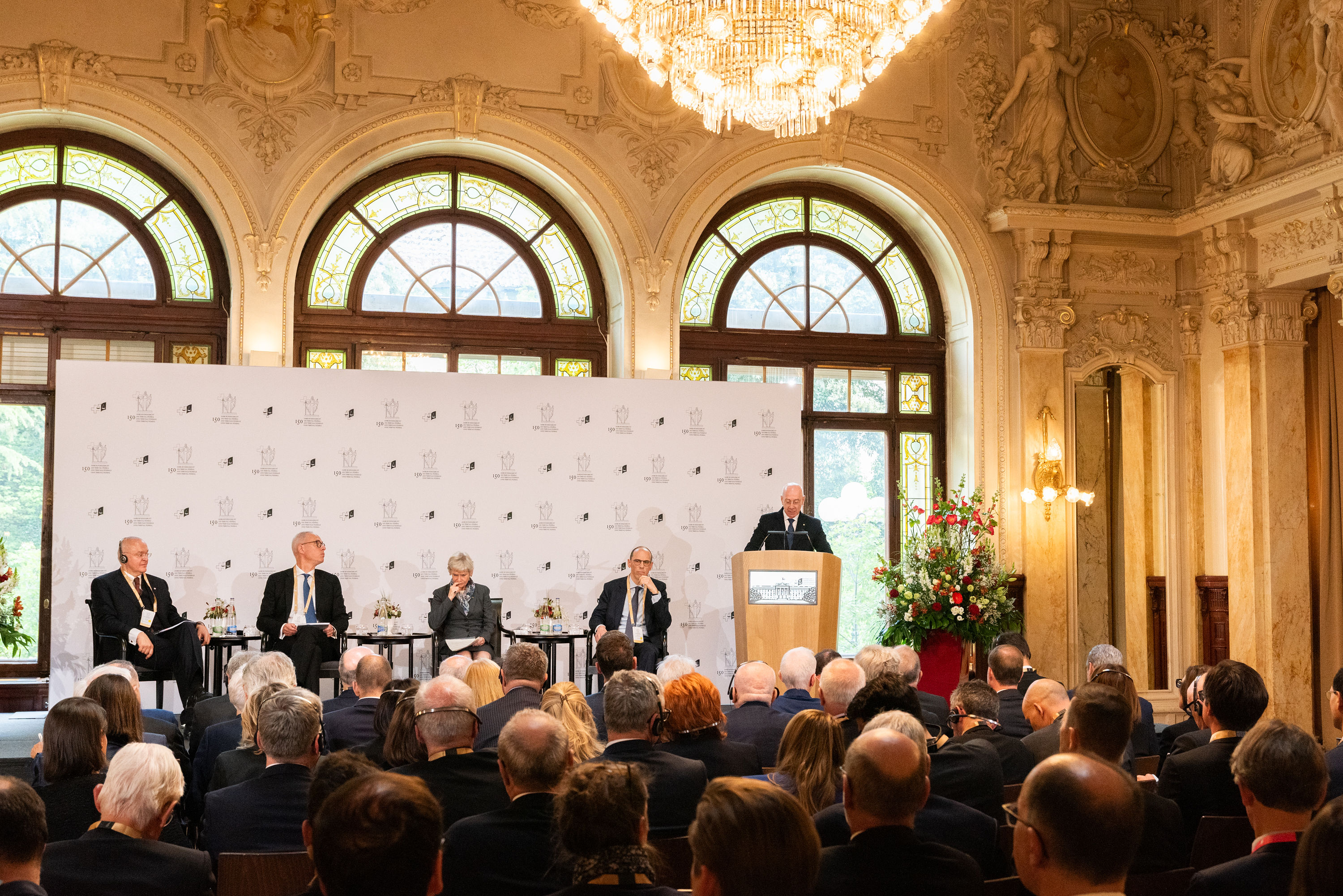Symposium1.jpg